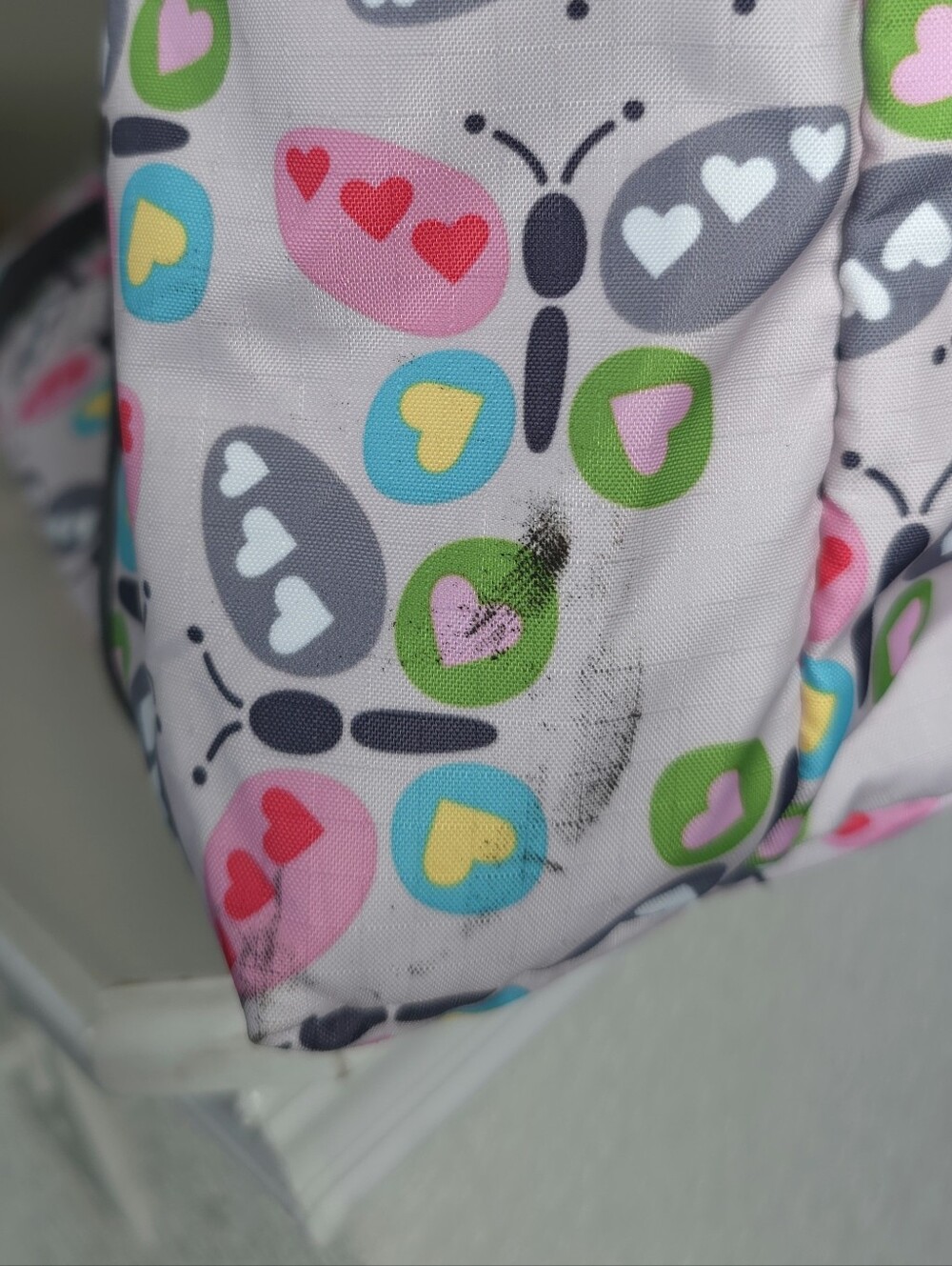 LeSportsac Butterfly Tote Bag Hearts Butterflies Flutter Pink Zip Top Colorful - Picture 6 of 10